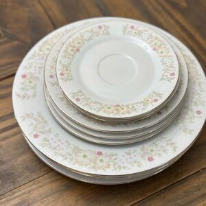 Floral Patterned Dinnerware Set with Gold Trim